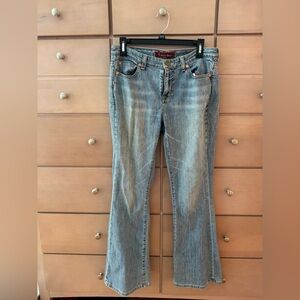 Prescribed Women’s  Bootcut/Flared Jeans  Light Denim Wash Size 8 Short